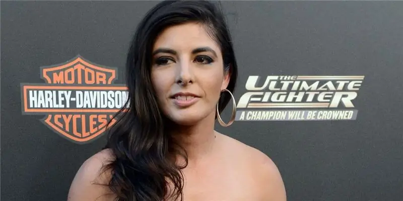 Состояние Алекса Чемберса: Вики, Женат, Семья, Свадьба, Заработная плата, Братья и сестры