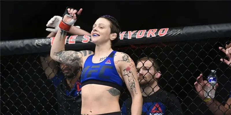 Джоанн Колдервуд Собственный капитал: Вики, В браке, Семья, Свадьба, Заработная плата, Братья и сестры