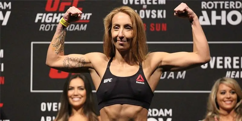 Хизер Джо Кларк Чистая стоимость: Вики, В браке, Семья, Свадьба, Заработная плата, Братья и сестры