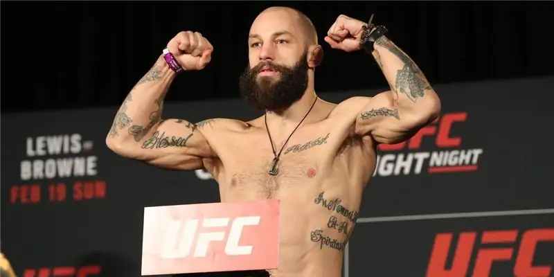 Сэм Сицилия Собственный капитал: Вики, женат, семья, свадьба, зарплата, братья и сестры