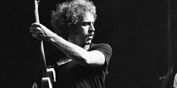 Берни Лидон Собственный капитал: Вики, женат, семья, свадьба, зарплата, братья и сестры