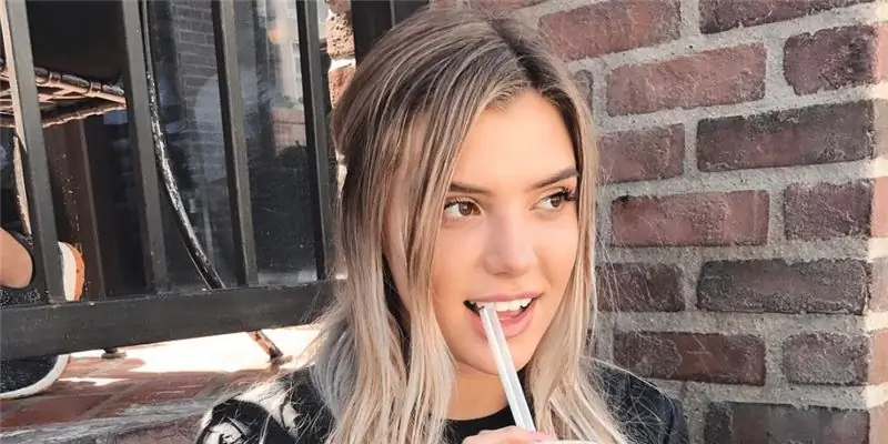 Алисса Вайолет Состояние: Вики, Замужем, Семья, Свадьба, Заработная плата, Братья и сестры