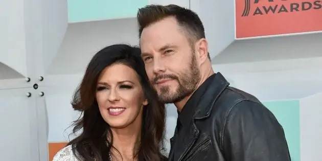 Джими Уэстбрук Собственный капитал: Вики, женат, семья, свадьба, зарплата, братья и сестры