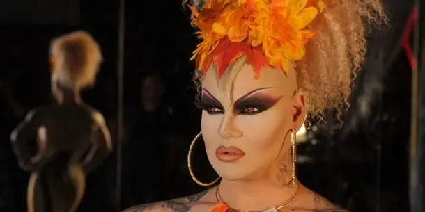 Состояние Нины Флауэрс: Вики, Замужем, Семья, Свадьба, Заработная плата, Братья и сестры