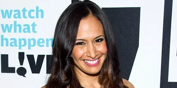 Джоанна Де ла Роса Состояние: вики, замужем, семья, свадьба, зарплата, братья и сестры