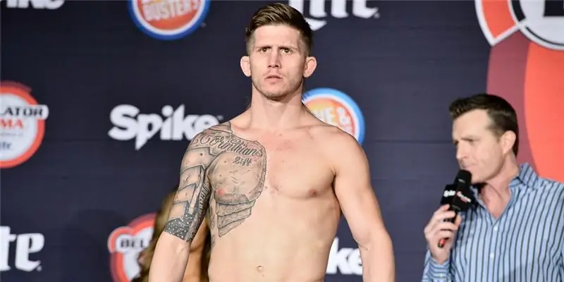 Джастин Лоуренс Собственный капитал: Вики, женат, семья, свадьба, зарплата, братья и сестры