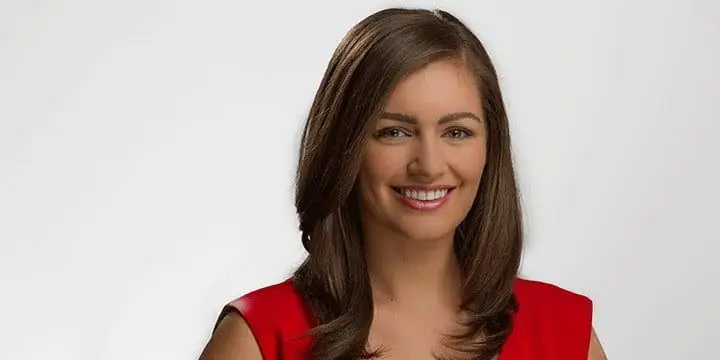 Ребекка Берг Состояние: вики, замужем, семья, свадьба, зарплата, братья и сестры