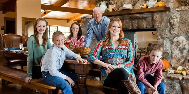 Лэдд Драммонд Собственный капитал: Вики, женат, семья, свадьба, зарплата, братья и сестры