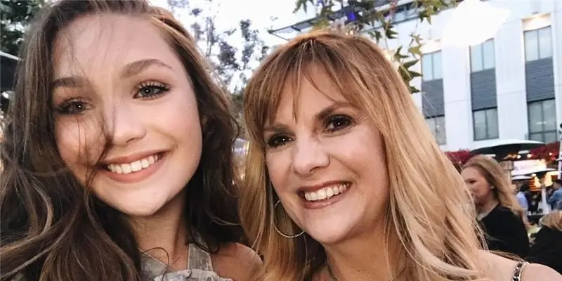 Состояние Мелиссы Гисони: Wiki, замужем, семья, свадьба, зарплата, братья и сестры