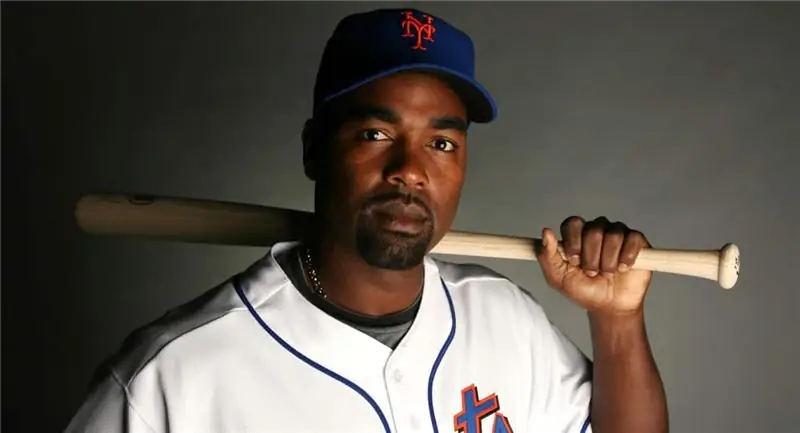 Карлос Дельгадо Собственный капитал: Вики, женат, семья, свадьба, зарплата, братья и сестры