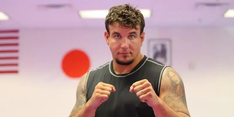 Фрэнк Мир Собственный капитал: Вики, женат, семья, свадьба, зарплата, братья и сестры