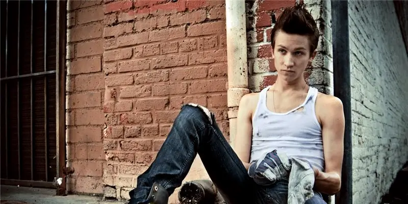 Тай Олсон Собственный капитал: Вики, женат, семья, свадьба, зарплата, братья и сестры