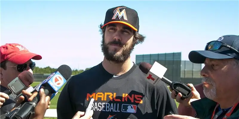 Дэн Харен Собственный капитал: Вики, Женат, Семья, Свадьба, Заработная плата, Братья и сестры