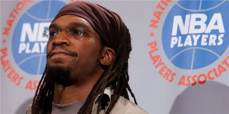 Итан Томас Чистая стоимость: Wiki, женат, семья, свадьба, зарплата, братья и сестры