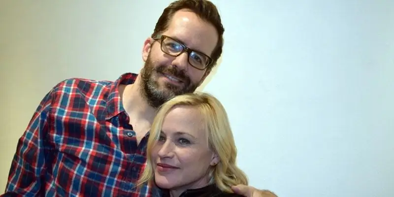 Эрик Уайт Чистая стоимость: Вики, женат, семья, свадьба, зарплата, братья и сестры