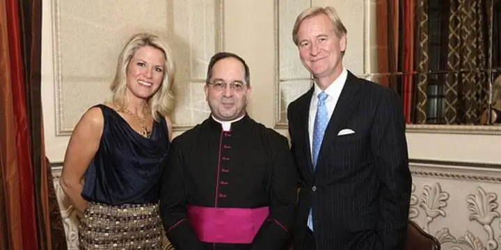 Дэниел Джон Грегори Чистая стоимость: Вики, Женат, Семья, Свадьба, Заработная плата, Братья и сестры