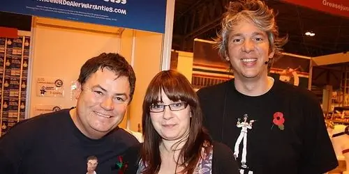 Имоджен Китай Чистый капитал: Вики, В браке, Семья, Свадьба, Заработная плата, Братья и сестры