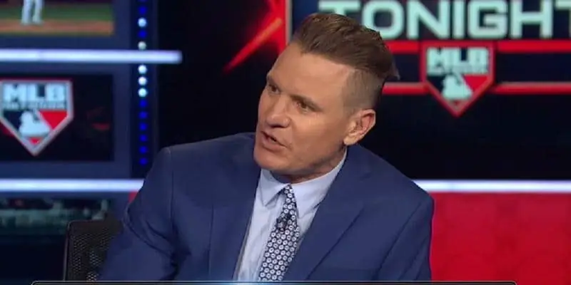 Эрик Бирнс Собственный капитал: Вики, женат, семья, свадьба, зарплата, братья и сестры