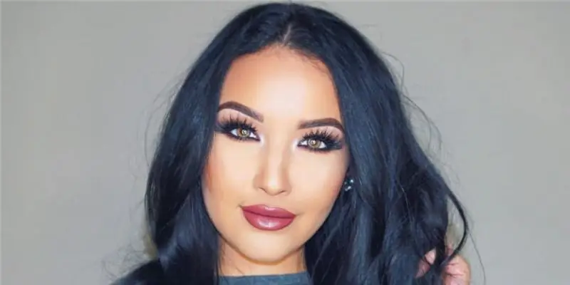 Аманда Энсинг Чистая стоимость: Вики, Замужем, Семья, Свадьба, Заработная плата, Братья и сестры