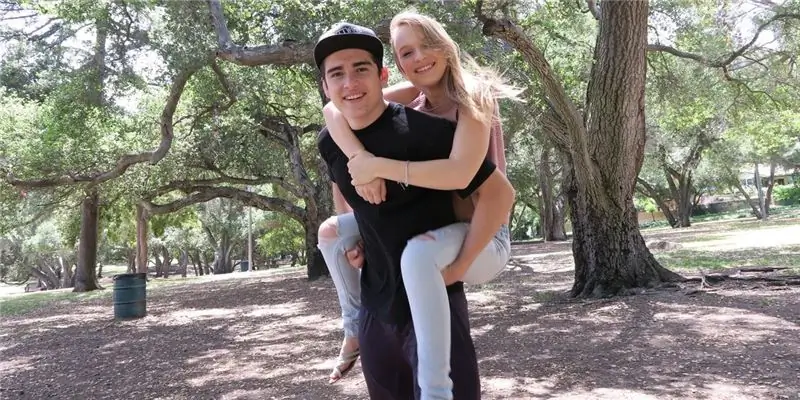 Кира Сиверстон Собственный капитал: Вики, В браке, Семья, Свадьба, Заработная плата, Братья и сестры