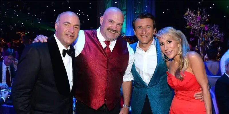 Дэн Грейнер Собственный капитал: Вики, Женат, Семья, Свадьба, Заработная плата, Братья и сестры