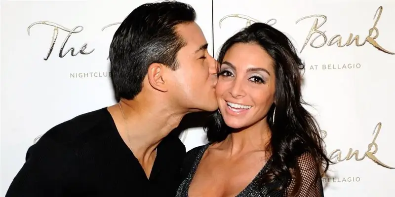 Кортни Мазза Собственный капитал: Вики, В браке, Семья, Свадьба, Заработная плата, Братья и сестры