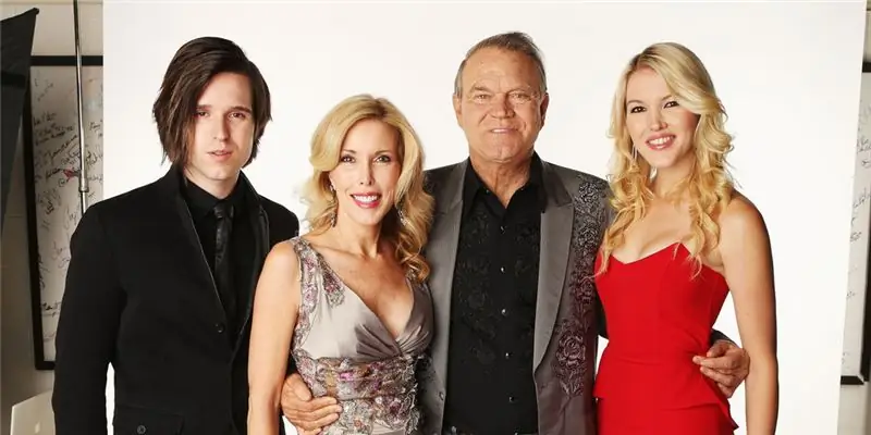 Состояние Кимберли Шерстяное: Вики, В браке, Семья, Свадьба, Заработная плата, Братья и сестры