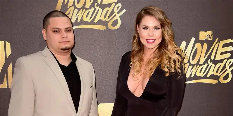 Джонатан «Джо» Ривера Собственный капитал: Вики, женат, семья, свадьба, зарплата, братья и сестры