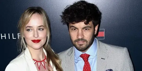 Джордан Мастерсон Собственный капитал: Вики, Женат, Семья, Свадьба, Заработная плата, Братья и сестры