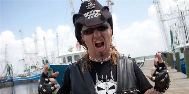 Билли Бретертон Чистая стоимость: Вики, женат, семья, свадьба, зарплата, братья и сестры