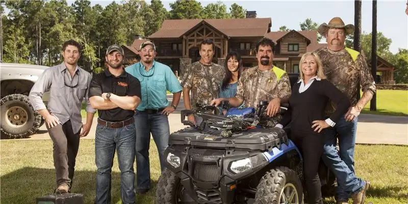 Жёсткая удача Чистая стоимость Басбиса: Вики, В браке, Семья, Свадьба, Заработная плата, Братья и сестры