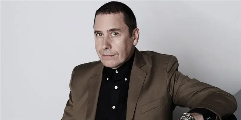Jools Holland Net Worth: Wiki, женат, семья, свадьба, зарплата, братья и сестры