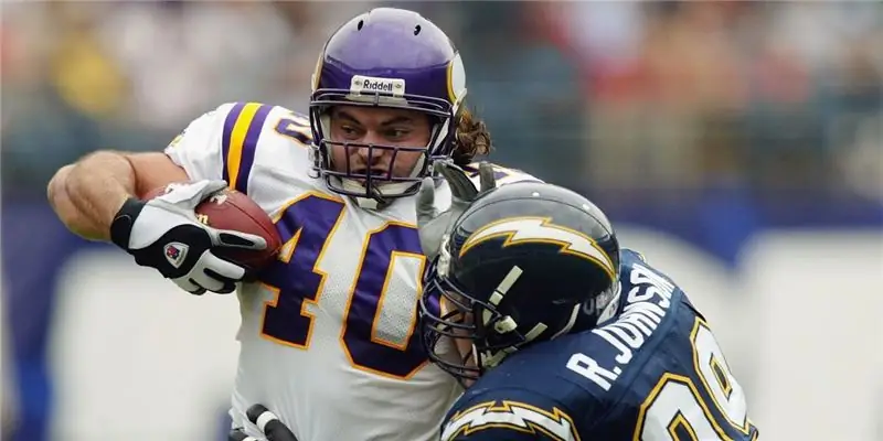 Джим Кляйнзассер Собственный капитал: Вики, женат, семья, свадьба, зарплата, братья и сестры