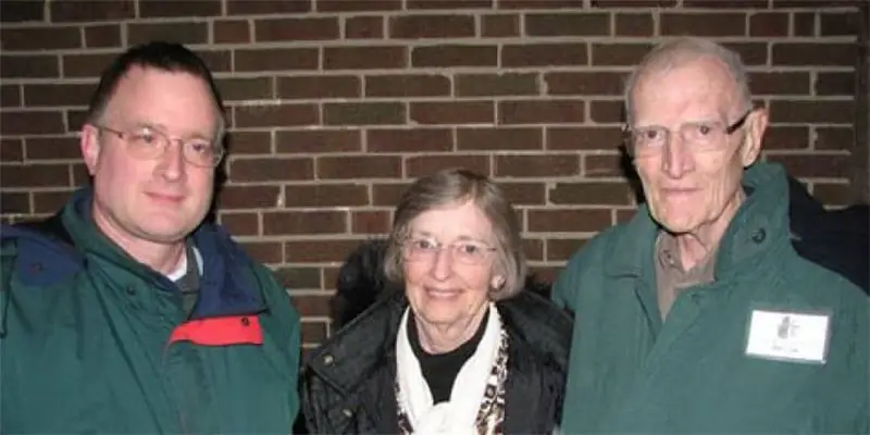 Состояние Карла Кука: Вики, Женат, Семья, Свадьба, Заработная плата, Братья и сестры