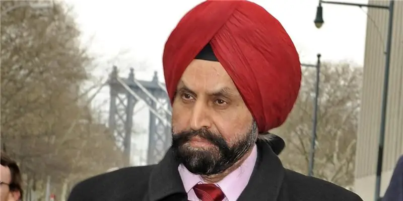 Сант Сингх Чатвал Чистая стоимость: вики, женат, семья, свадьба, зарплата, братья и сестры