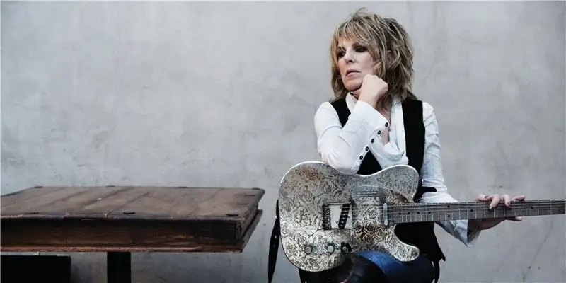 Люсинда Уильямс Собственный капитал: Вики, замужем, семья, свадьба, зарплата, братья и сестры