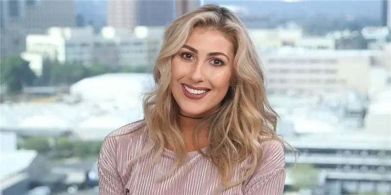 Состояние Эммы Слейтер: Вики, В браке, Семья, Свадьба, Заработная плата, Братья и сестры