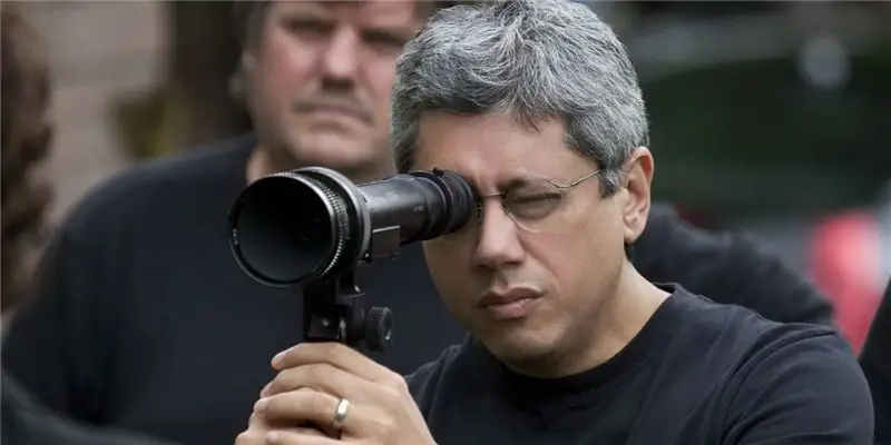 Дин Девлин Собственный капитал: Вики, женат, семья, свадьба, зарплата, братья и сестры