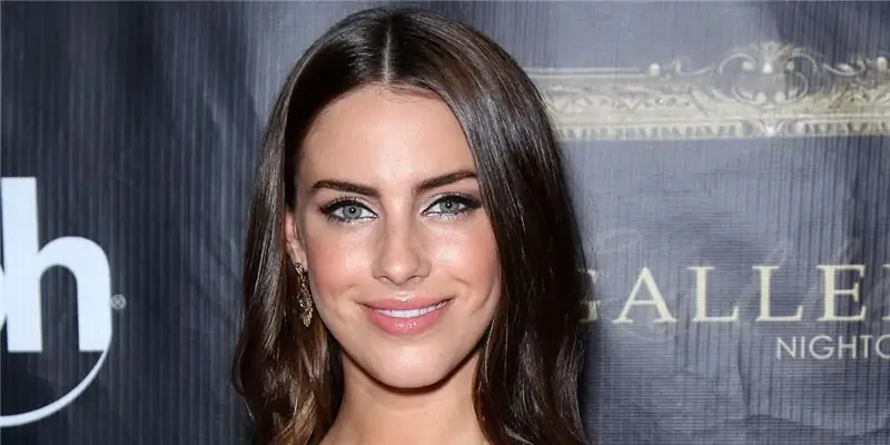 Джессика Лаундс Собственный капитал: Вики, Замужем, Семья, Свадьба, Заработная плата, Братья и сестры