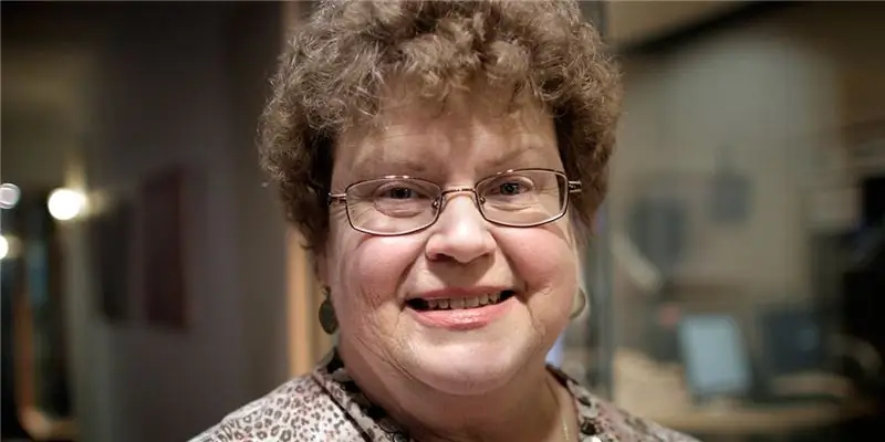 Чарлен Харрис Собственный капитал: Вики, Женат, Семья, Свадьба, Заработная плата, Братья и сестры