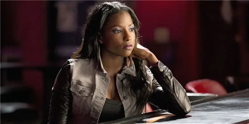 Рутина Уэсли Собственный капитал: Вики, Замужем, Семья, Свадьба, Заработная плата, Братья и сестры