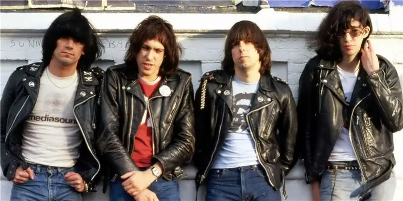 Джои Рамон Собственный капитал: Вики, женат, семья, свадьба, зарплата, братья и сестры