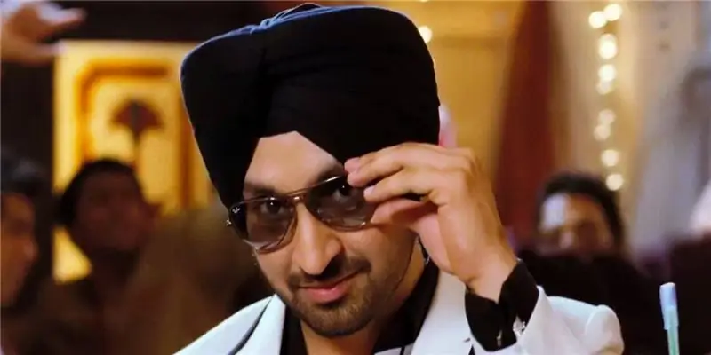 Дилджит Досанджх Собственный капитал: Вики, женат, семья, свадьба, зарплата, братья и сестры