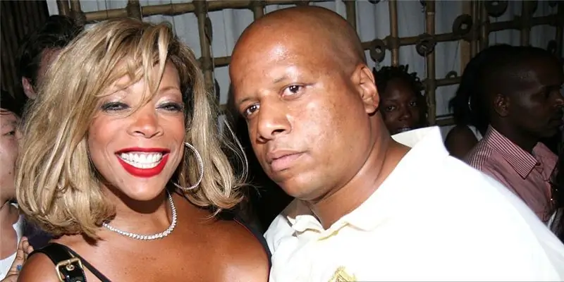 Кевин Хантер Собственный капитал: Вики, женат, семья, свадьба, зарплата, братья и сестры