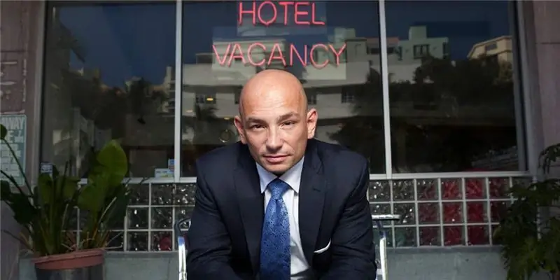 Энтони Мельчиорри Собственный капитал: Вики, женат, семья, свадьба, зарплата, братья и сестры