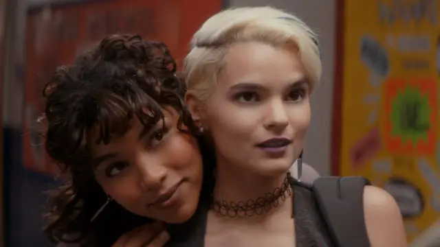 Tragedy Girls' Clickbait Perfection: Крейг Робинсон представляет 5 лучших убийц ужасов в виде милых животных
