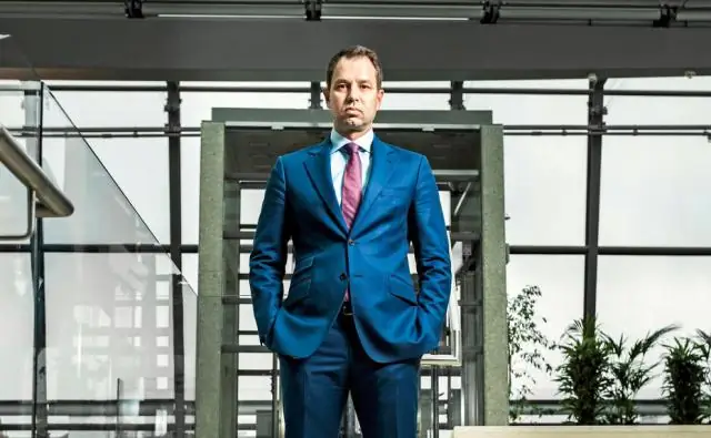 В чем обвиняли судью Уоргрейва?