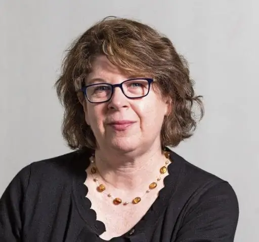 По какой книге построен дом с часами в стенах?