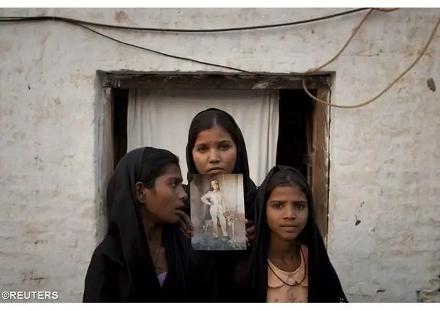 В чем обвиняли Энтони Марстона?