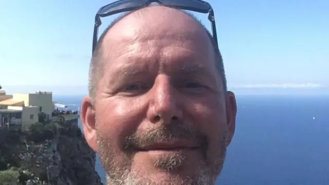 Почему Хоссейни написал тысячу великолепных солнц?